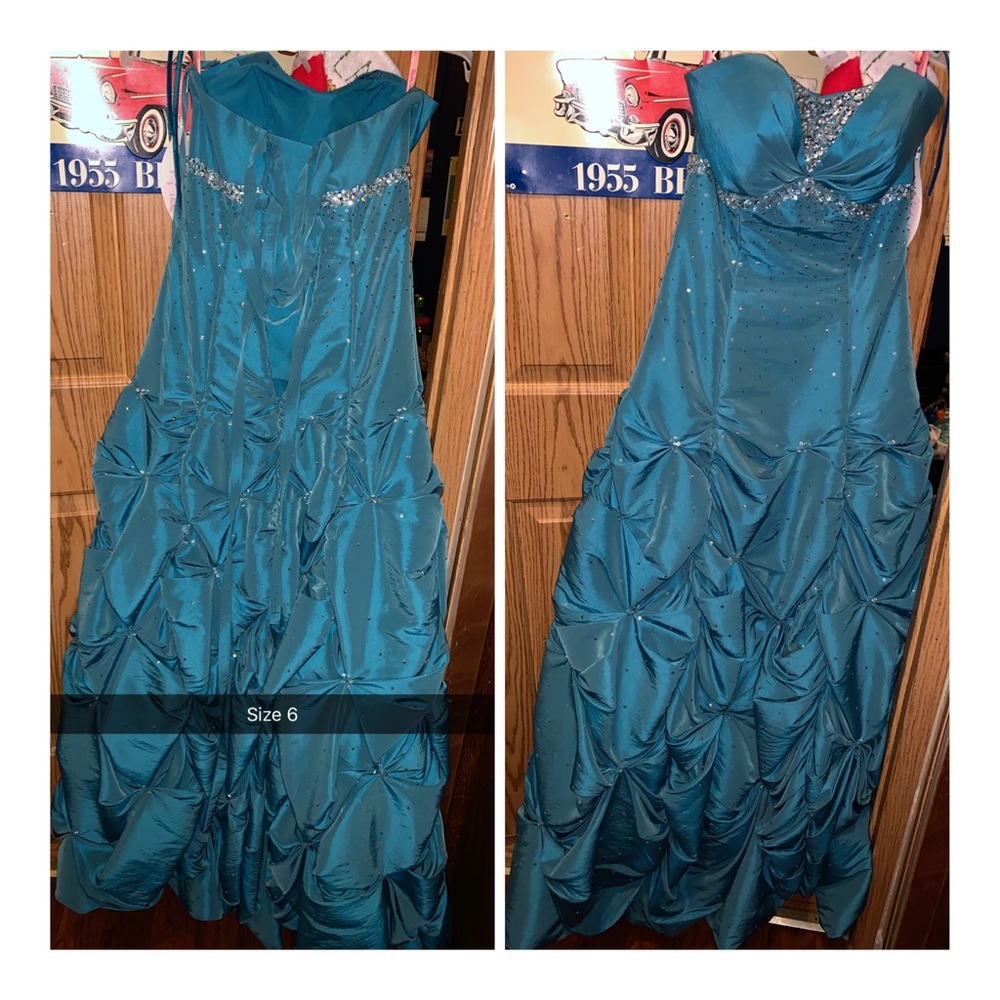 Prom dress